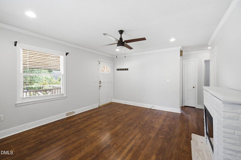 2716 Knowles St, Raleigh, NC 27603