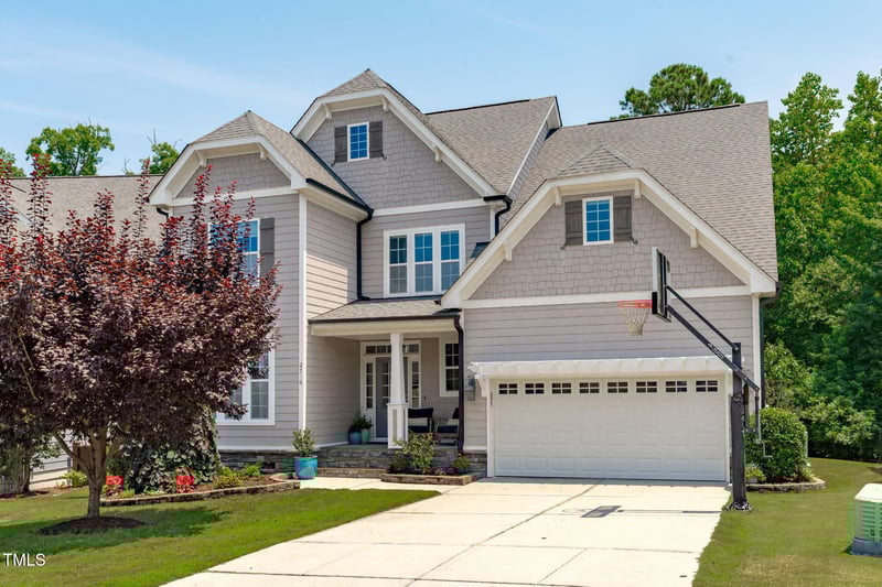 2716 Lake Waccamaw Trl, Apex, NC 27502