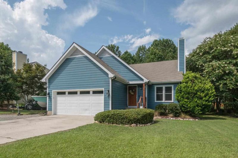 2716 Thurrock Dr, Apex, NC 27539