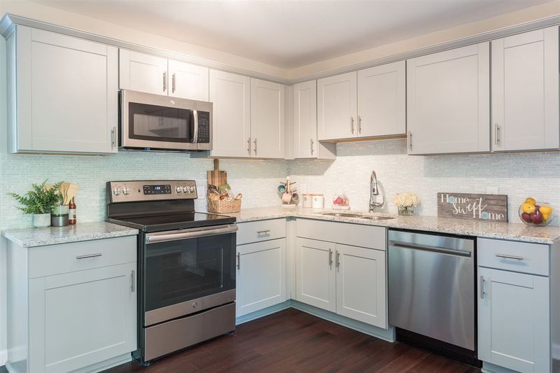 2716 Weldon Ter, Durham, NC 27703