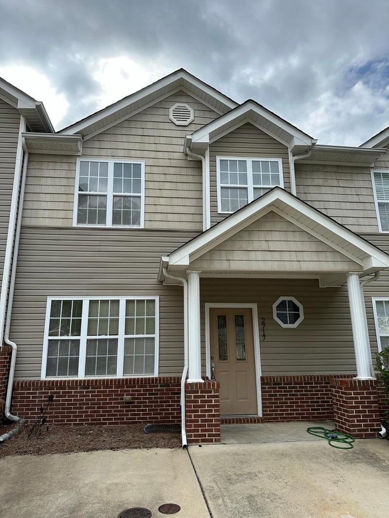 2717 Andover Glen Rd, Raleigh, NC 27604