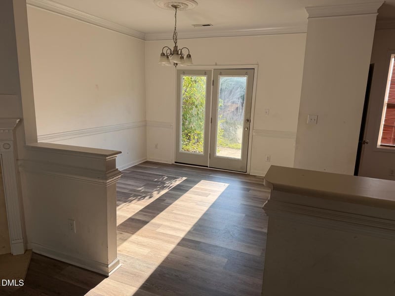 2717 Andover Glen Rd, Raleigh, NC 27604
