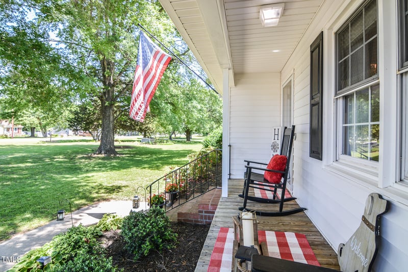 2717 Jack Rd, Clayton, NC 27520