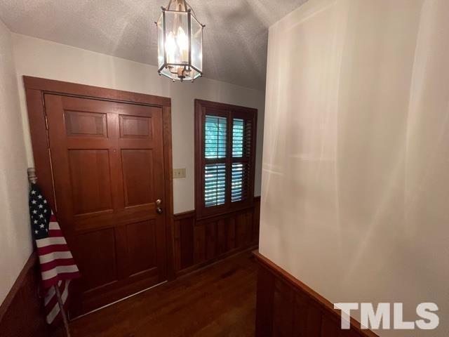 2717 Panther Dr, Raleigh, NC 27603
