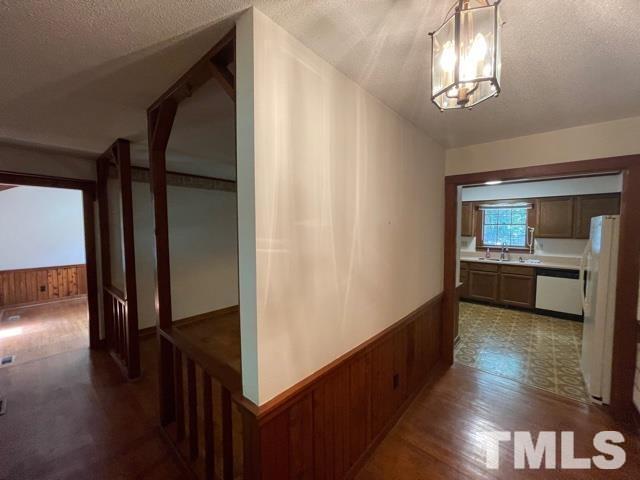 2717 Panther Dr, Raleigh, NC 27603