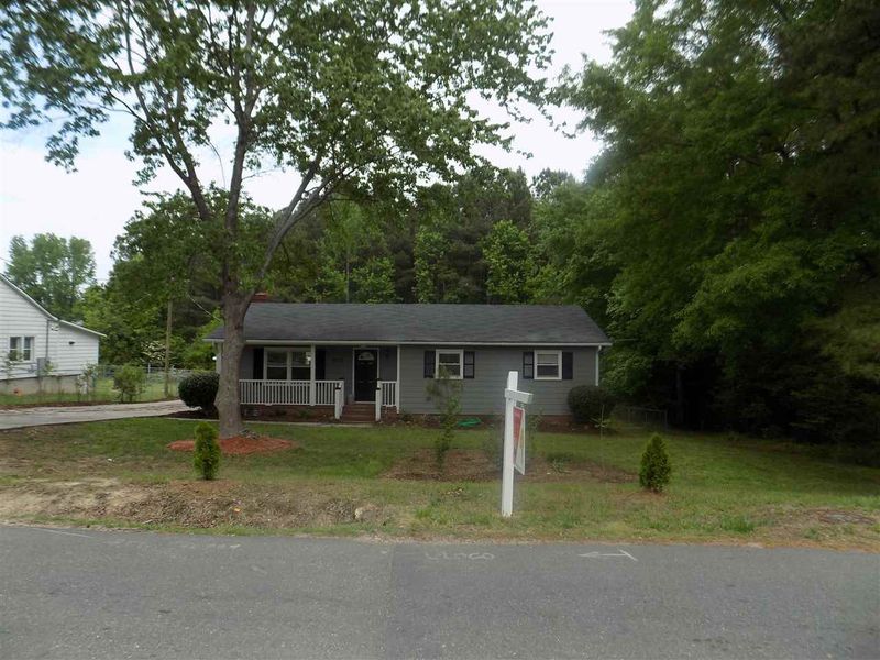 2717 Rochelle St, Durham, NC 27703