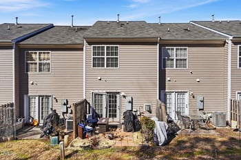 2717 Wyntercrest Ln, Durham, NC 27713