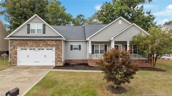 2718 De Koven Dr, Fayetteville, NC 28306