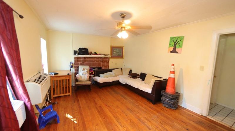 2718 Macedonia Rd, Cary, NC 27518