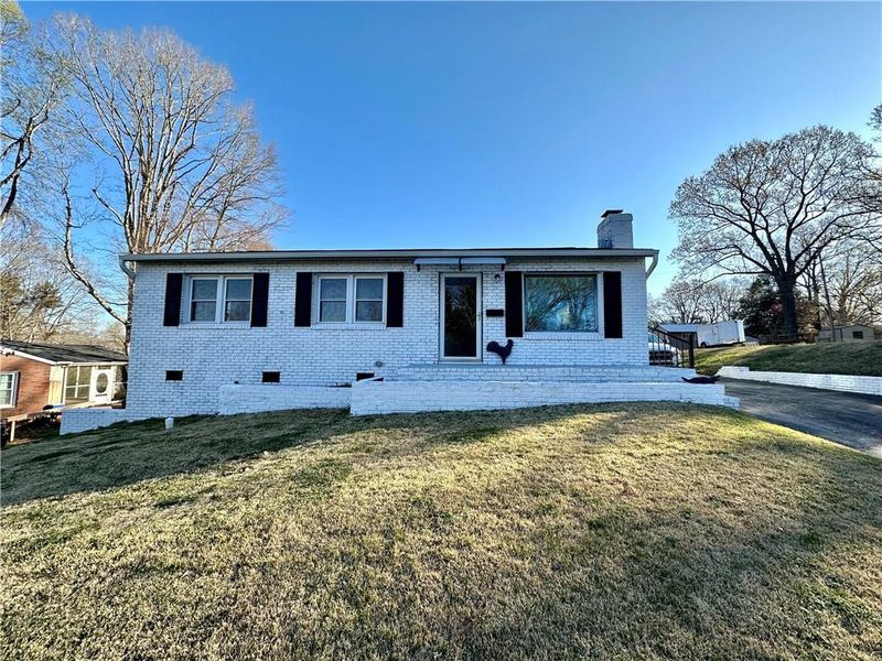 2718 Mckinney St, Burlington, NC 27217