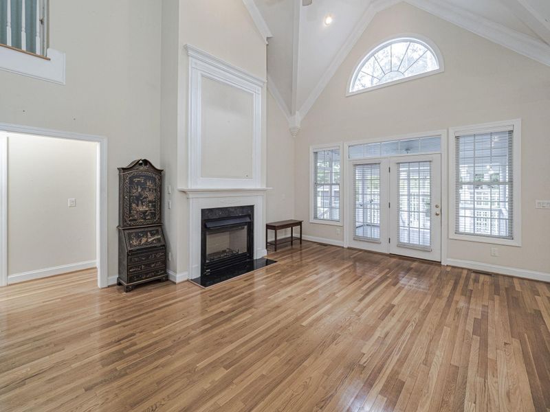 2719 Umstead Rd, Durham, NC 27712