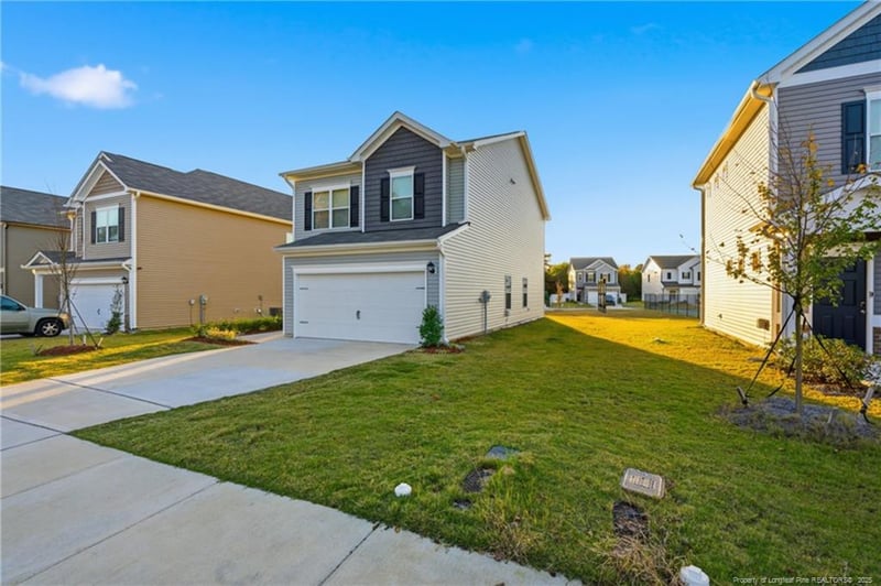 272 Bruce Dr, Dunn, NC 28334