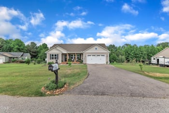 272 Gennessee Dr, Zebulon, NC 27597