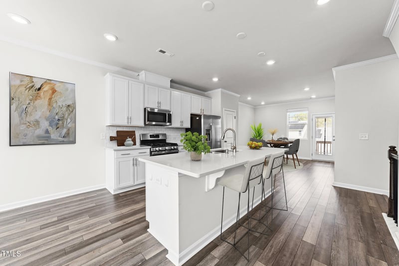 2720 Burgundy Star Dr, Raleigh, NC 27604