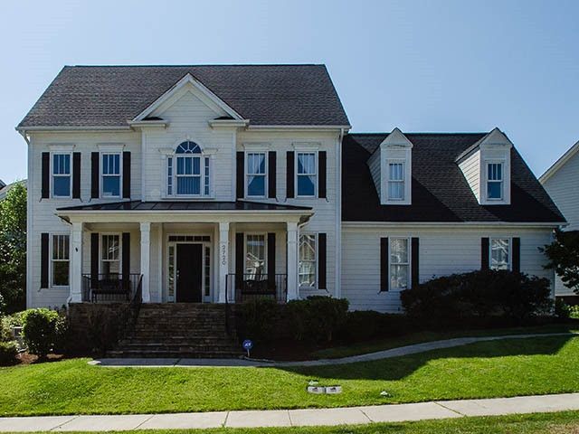 2720 Cameron Pond Dr, Cary, NC 27519