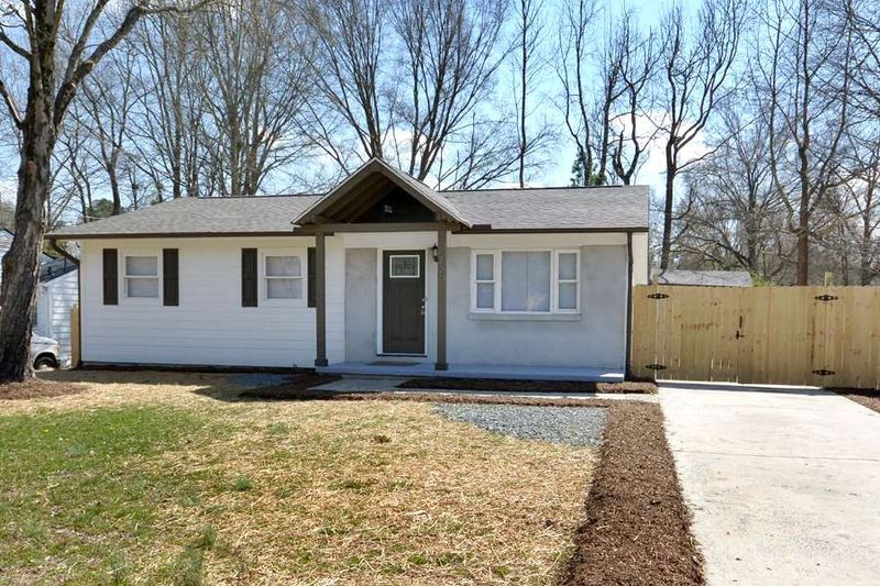 2720 Owen St, Durham, NC 27703