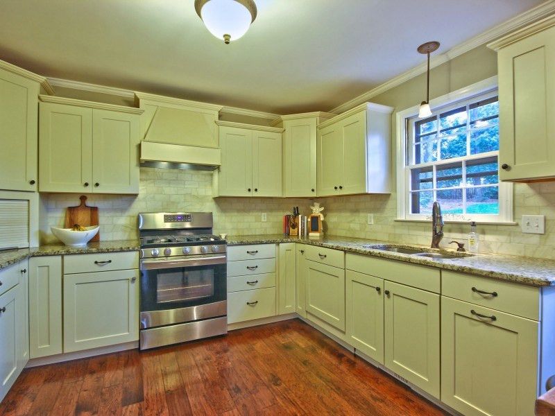 2720 Scottsdale Ln, Raleigh, NC 27613