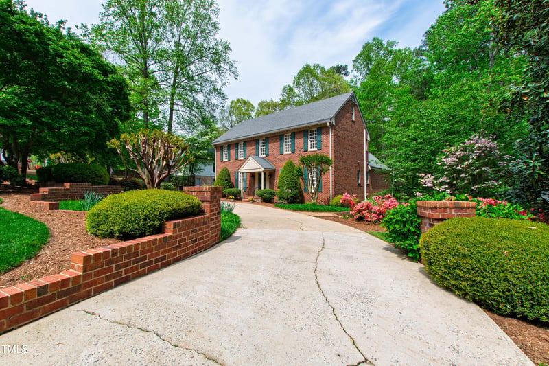 2720 Townedge Ct, Raleigh, NC 27612