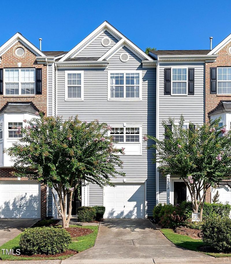 2720 Wyntercrest Ln, Durham, NC 27713