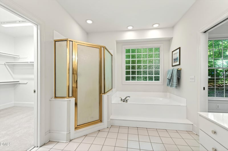 2721 Glassman Ln, Raleigh, NC 27606