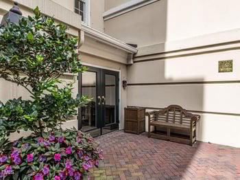 2721 Glenwood Gardens Ln #302, Raleigh, NC 27608