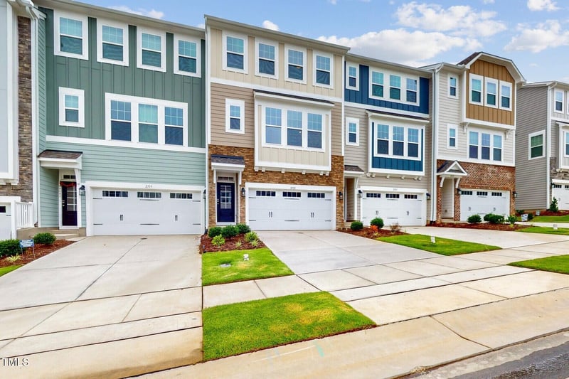 2721 Hunter Woods Dr #565, Apex, NC 27502