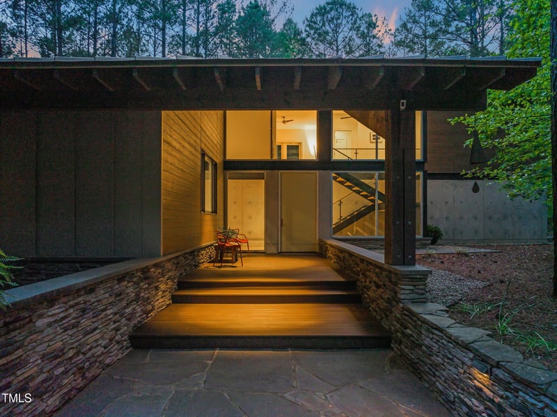 2721 Silver Stirrup Ln, Apex, NC 27502
