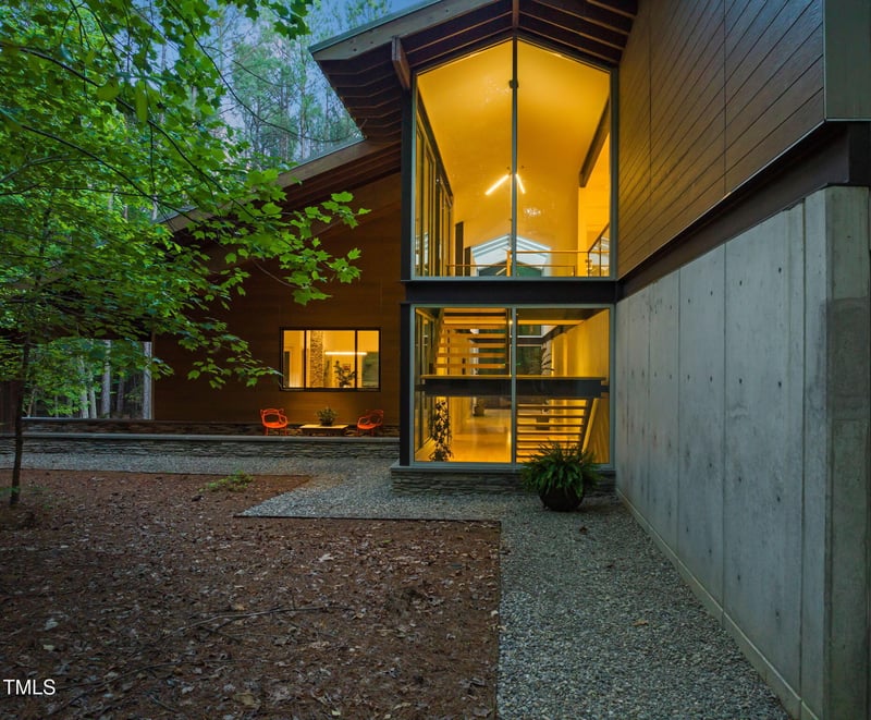 2721 Silver Stirrup Ln, Apex, NC 27502