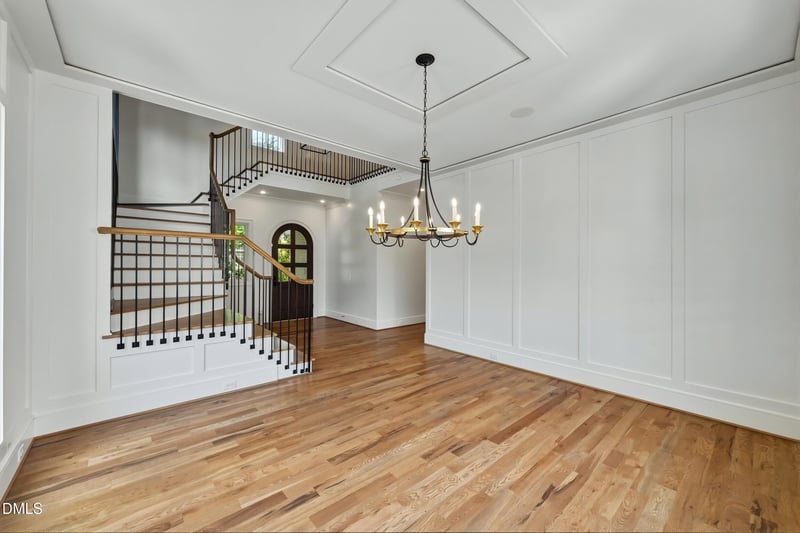 2721 St Marys St, Raleigh, NC 27609