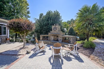 2721 Stratford Hall Dr, Raleigh, NC 27614