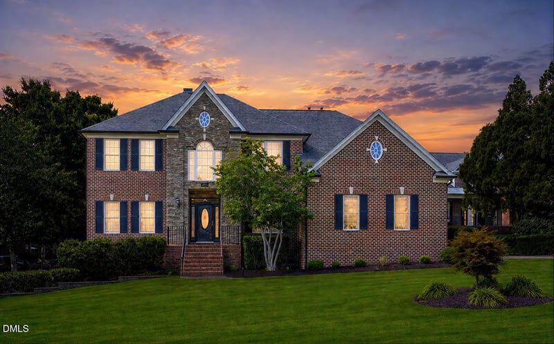 2721 Stratford Hall Dr, Raleigh, NC 27614