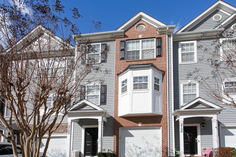 2722 Wyntercrest Ln, Durham, NC 27713