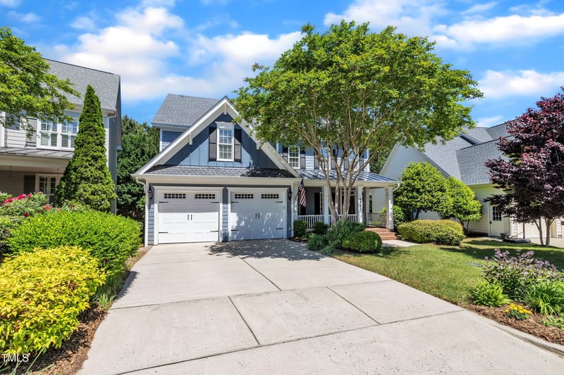2723 Cameron Pond Dr, Cary, NC 27519