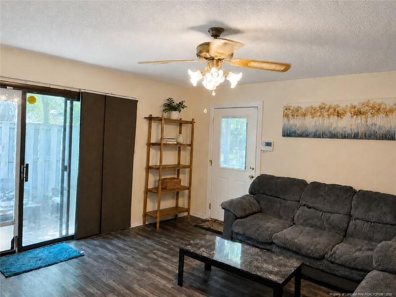 2723 Rivercliff Rd, Fayetteville, NC 28301
