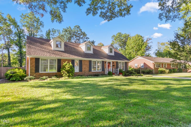 2724 Armfield Ave, Burlington, NC 27215