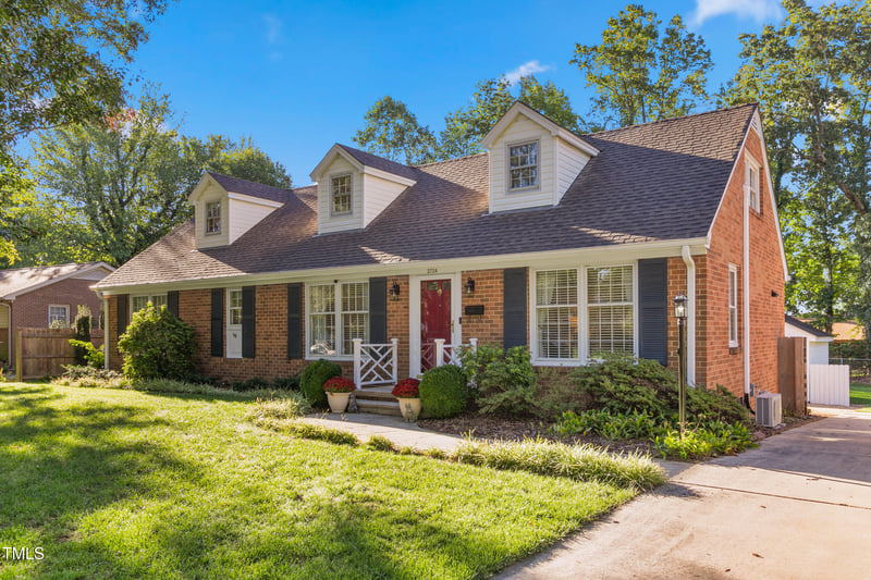 2724 Armfield Ave, Burlington, NC 27215