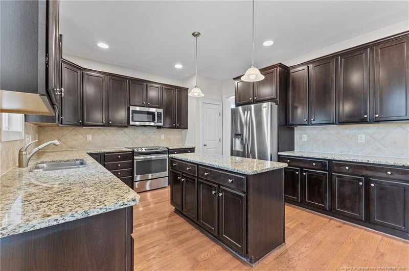 2724 Plum Ridge Rd, Fayetteville, NC 28306