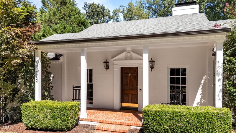 2724 Riddick Dr, Raleigh, NC 27609