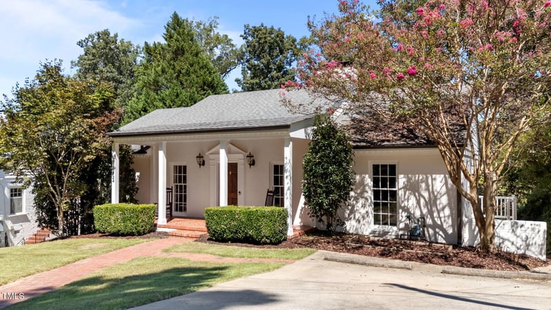 2724 Riddick Dr, Raleigh, NC 27609