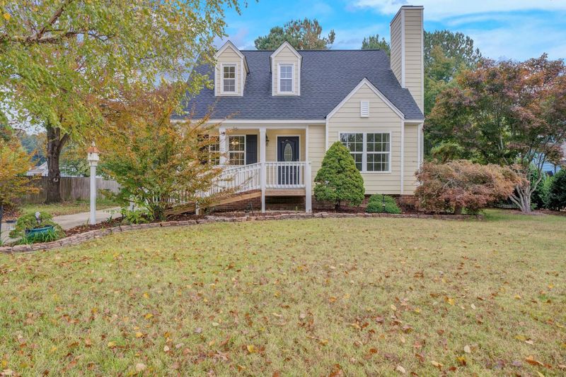 2724 Thurrock Dr, Apex, NC 27539