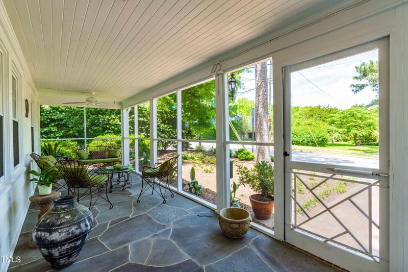 2725 Bedford Ave, Raleigh, NC 27607