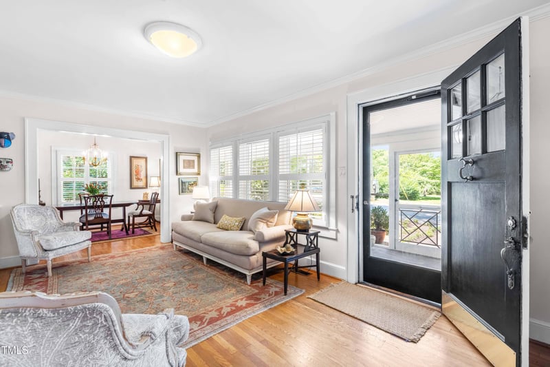 2725 Bedford Ave, Raleigh, NC 27607