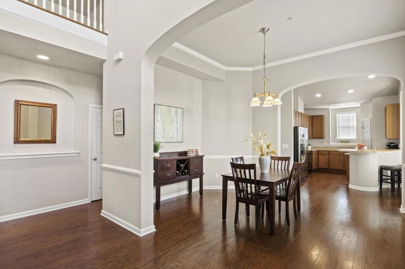 2725 Casper Creek Ln, Raleigh, NC 27616