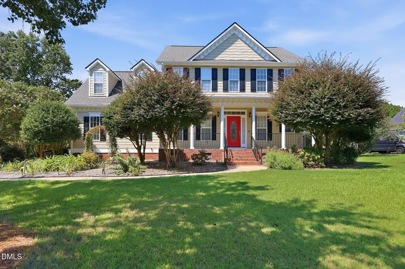 2725 Lautenberg Ln, Willow Springs, NC 27592