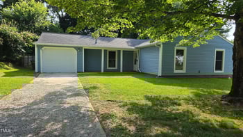 2725 Westchester Dr, Burlington, NC 27217