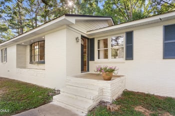 2726 Heather Dr, Sanford, NC 27330