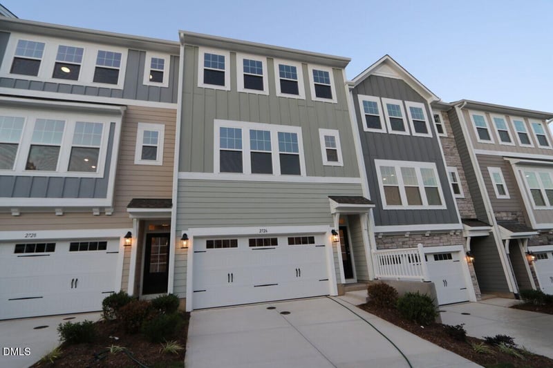 2726 Hunter Woods Dr #627, Apex, NC 27502