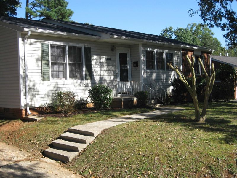 2726 Mckinney St, Burlington, NC 27217