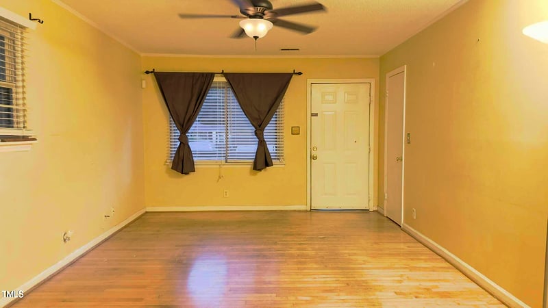 2726 Thelma St, Durham, NC 27704