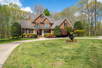 2727 Cliff View Dr, Graham, NC 27253